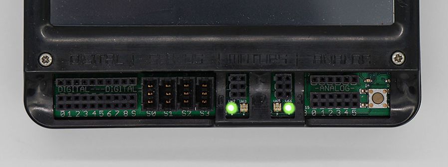 The Wombat motor LEDs turning green